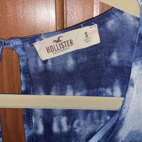 hollister blue tie dye romper - Picture 3 of 3